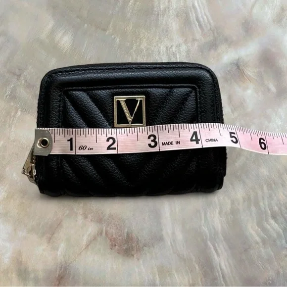 Victoria’s Secret Card Wallet - Picture 6 of 6